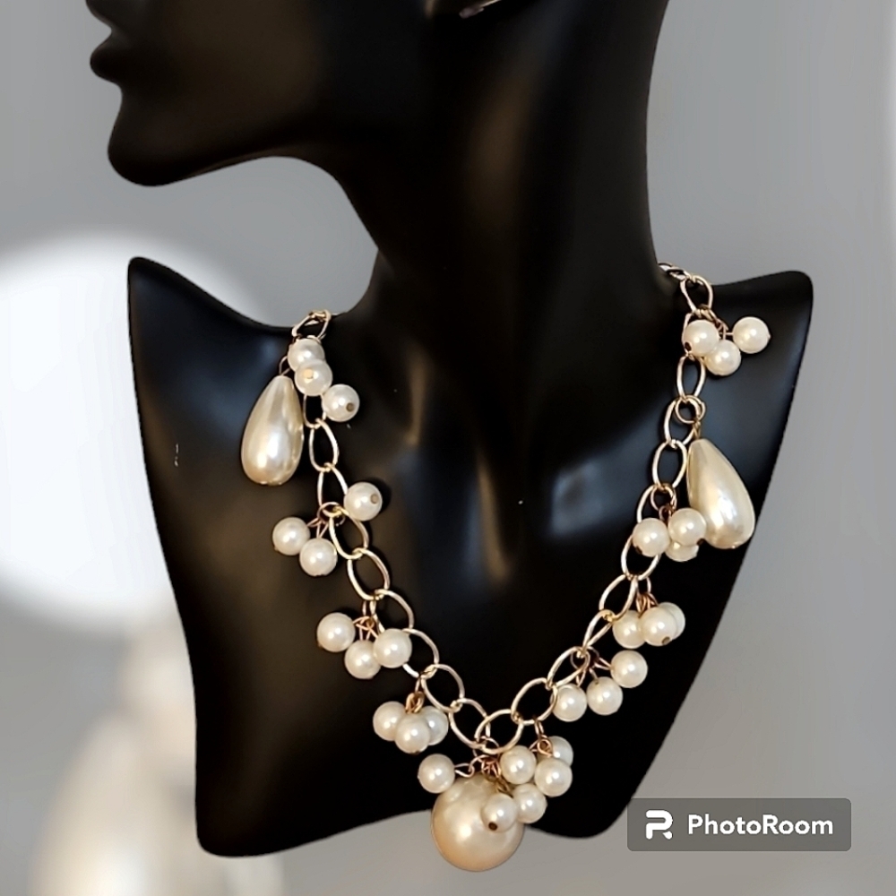 Goldtone Faux Pearl Bauble Cha Cha Bridal Necklace